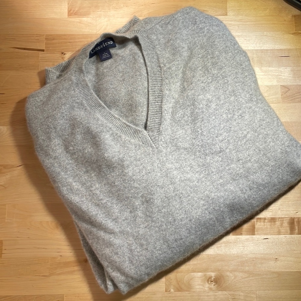 Lands End Cashmere v neck sweater